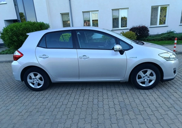 Toyota Auris cena 32000 przebieg: 228000, rok produkcji 2010 z Warszawa małe 631